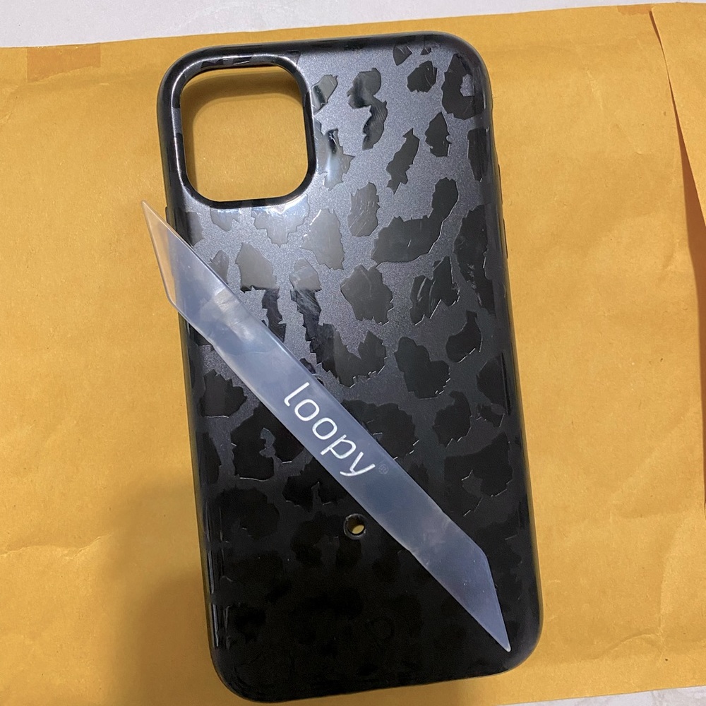 iPhone 11 Loopy Case.